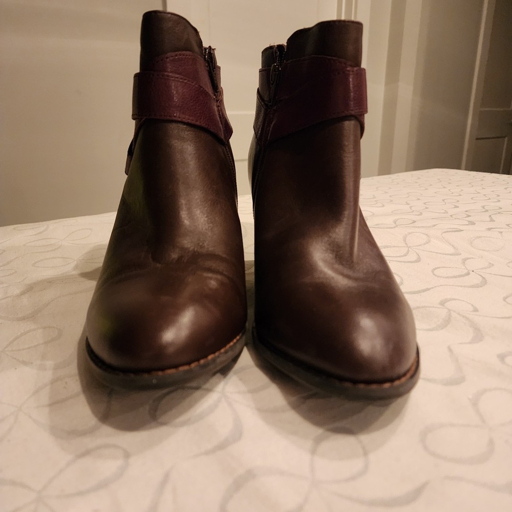 Vionic Trinity Leather Ankle Boots Size 9‎ Brown Strap Buckle Block Heel Comfort - Picture 5 of 11